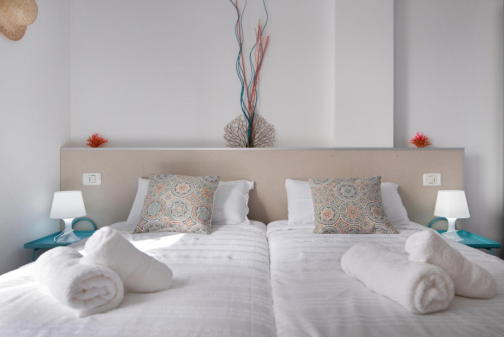 Appartement Ap Jarea Playa Sardina Extérieur photo